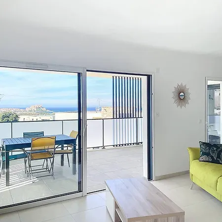 Grand T3 Avec Terrasse Et Vue Panoramique A Calvi - Fr-1-719-21 * Calvi (Corsica)